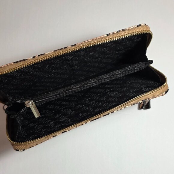 Steve Madden Wallet - Snake Print - Picture 4 of 8